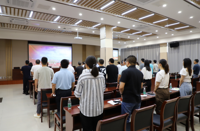 強國復(fù)興有我〡交通產(chǎn)業(yè)集團富港板塊開展“喜迎二十大，安全共守護”道德講堂活動