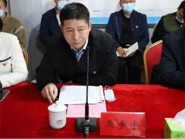 “學(xué)習(xí)二十大，奮進(jìn)新征程”——交通產(chǎn)業(yè)集團(tuán)富港板塊黨支部與長(zhǎng)江鎮(zhèn)建設(shè)局黨支部共建黨員先鋒隊(duì)